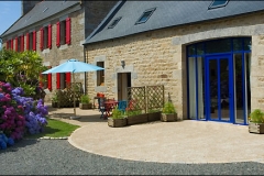 la-grange-front