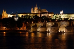 Prag bei Nacht